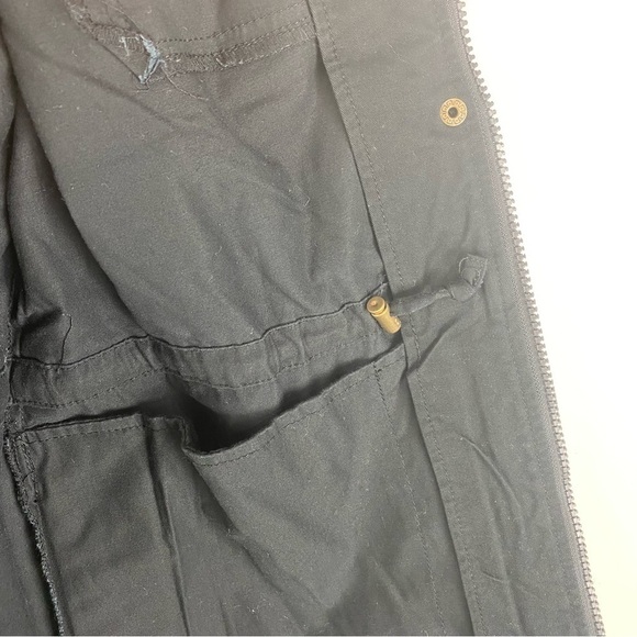 Liz Claiborne New York Cargo Utility Button Full Zip Up Vest Black Size 6 (NWOT) - Picture 5 of 7